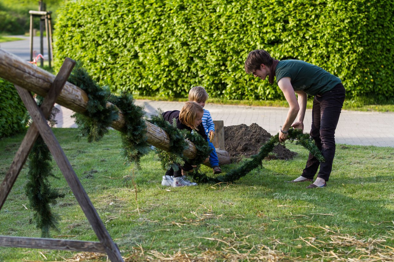 Bild 50 - Wiemersdorfer Maibaum